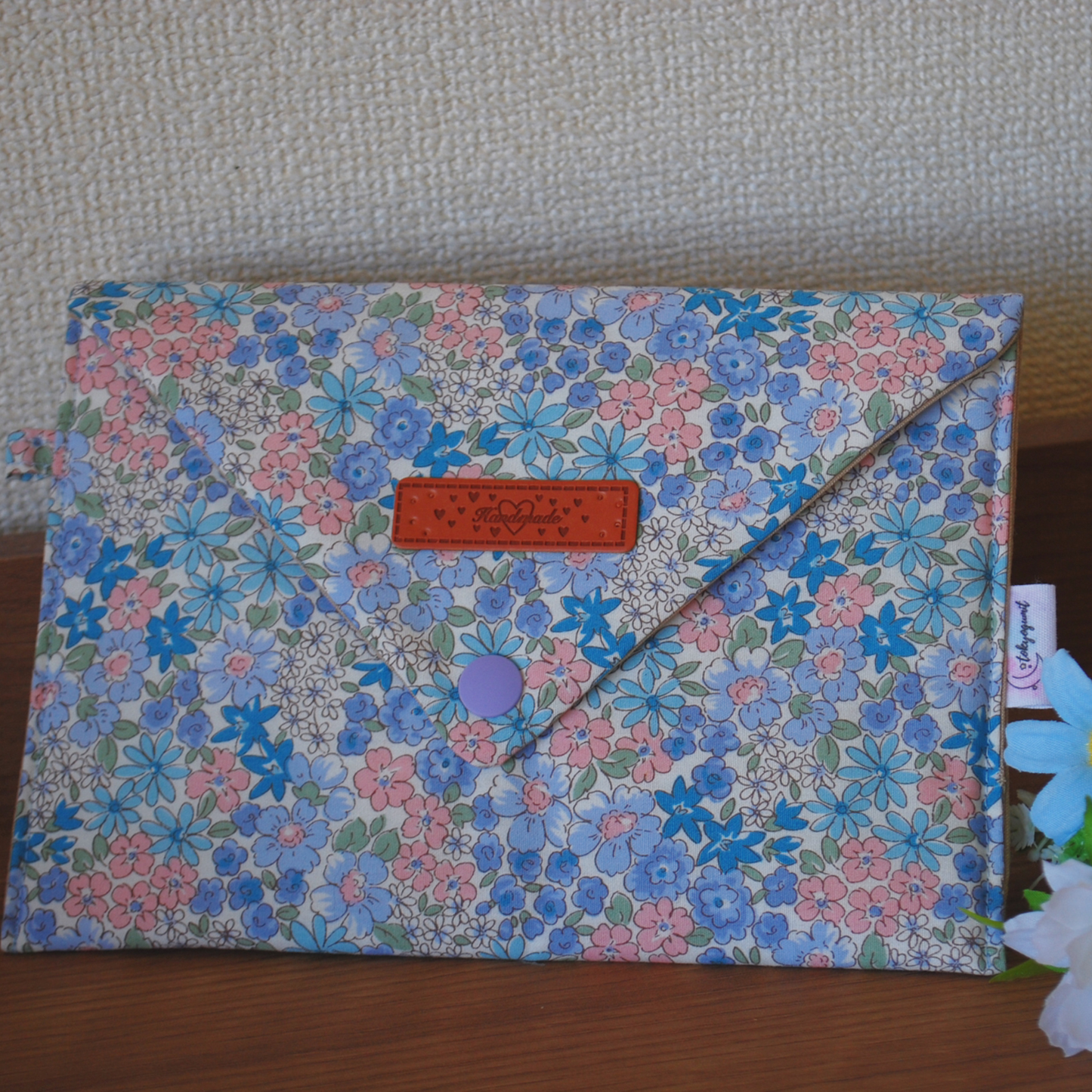 💌 Floral Letter Kindle Case  💌